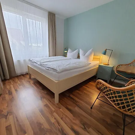 Haus Achtern Diek In Erster Reihe Am