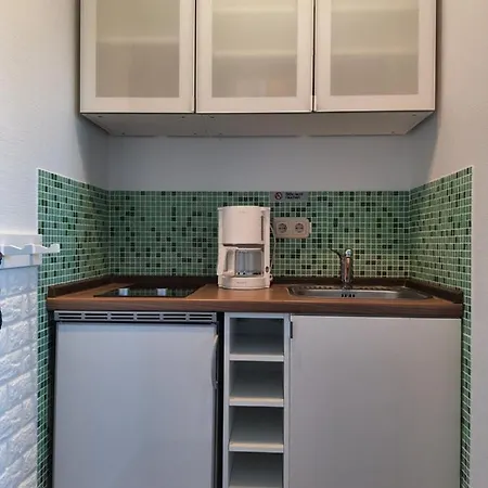Отель Haus Achtern Diek In Erster Reihe Am Фемарн