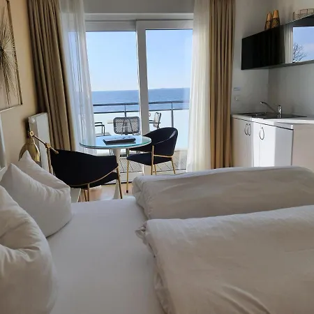 Haus Achtern Diek In Erster Reihe Am Hotel Fehmarn