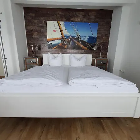 Haus Achtern Diek In Erster Reihe Am Fehmarn