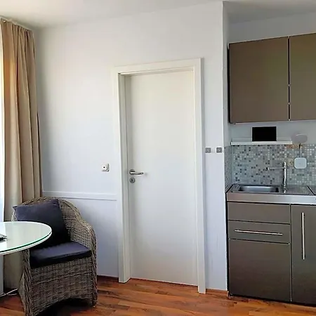 Haus Achtern Diek In Erster Reihe Am 3* Fehmarn