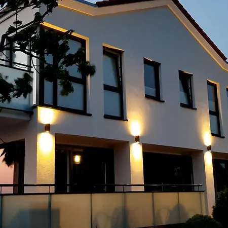 Hotel Haus Achtern Diek In Erster Reihe Am Meer 3*