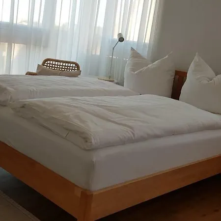 Haus Achtern Diek In Erster Reihe Am